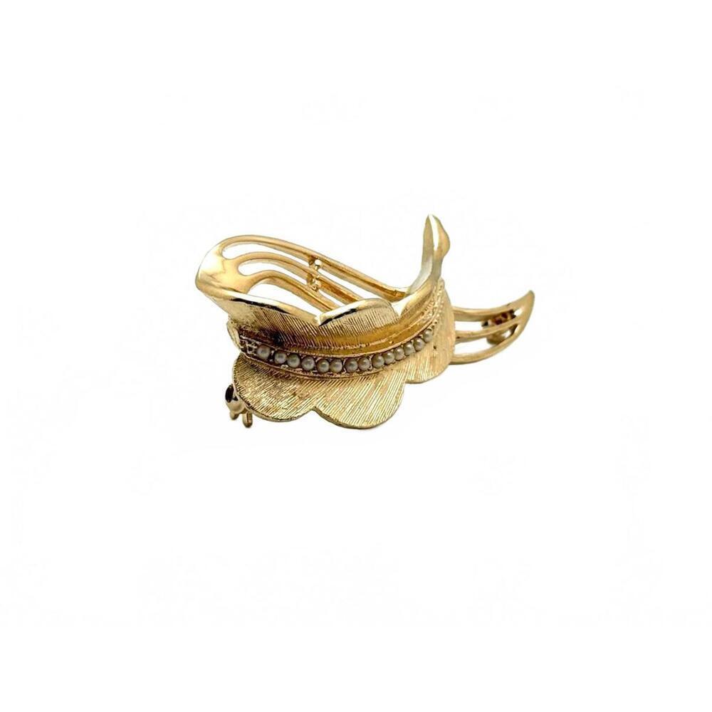 Vintage Gold Tone Leaf Brooch Faux Pearl Accent Feather Pin - Picture 2 of 4